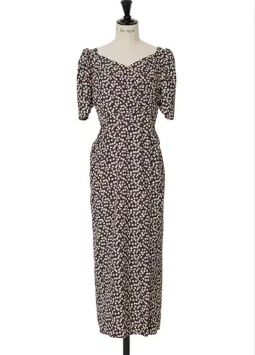 Cherry Pattern Cache-Coeur One-Piece
