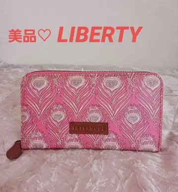 새상품급 LIBERTY 장지갑