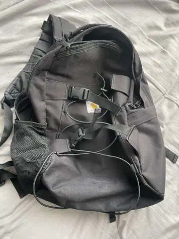 Carhartt 블랙 백팩
