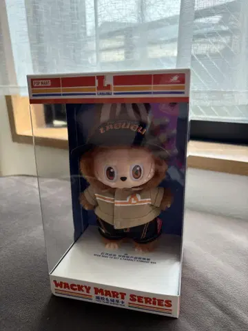 POPMART WACKY MART SERIES 봉제 인형 점원 라부부