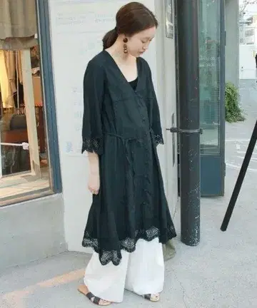 슬로브 이에나 자수 블랙 롱 원피스 겉옷