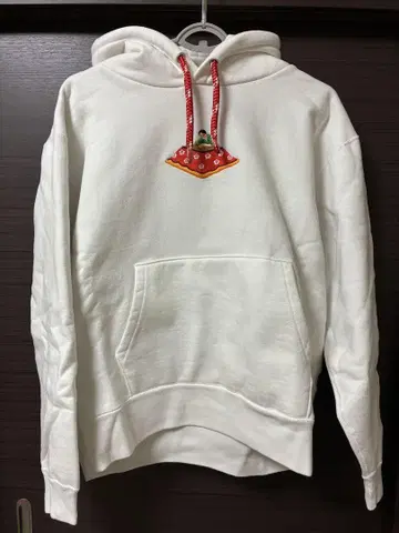 더 오메데타즈 코타츠 후드티