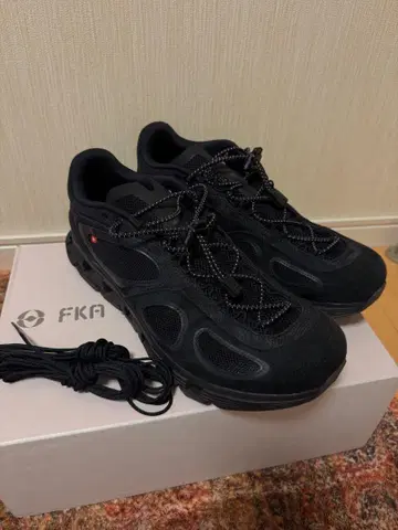 on x FKA Cloud X FKA 27.5cm 한정판 신발끈 체인지
