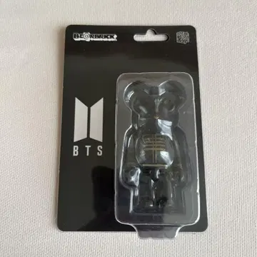 BTS BE 베어브릭 피규어