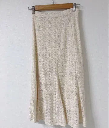 COHINA 아이보리 레이스 롱 스커트