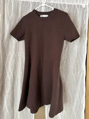 ZARA 브라운 반팔 플레어 원피스 니트 원피스