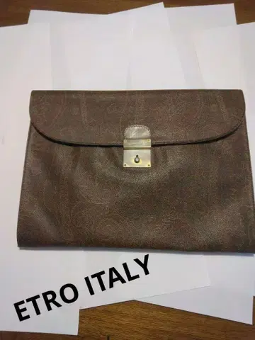 이탈리아 ETRO 페리 패턴 클러치 백 ETRO 정품