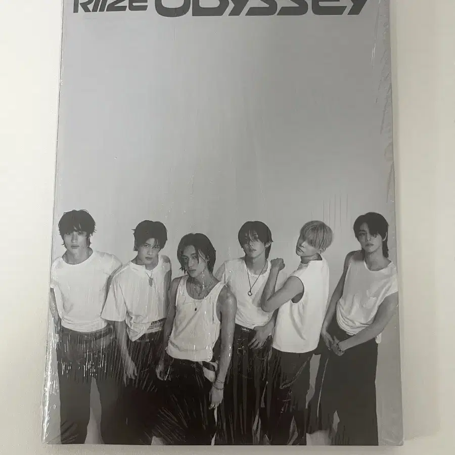 RIIZE | 라이즈 Riize Odyssey signed vahn US album wts Taro