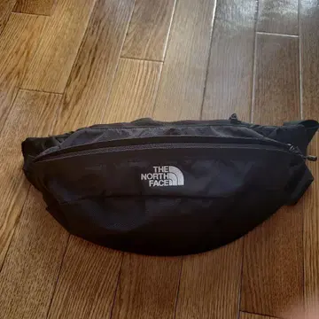 THE NORTH FACE 블랙 숄더백
