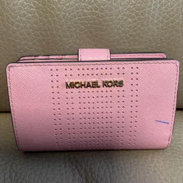 MICHAEL KORS 핑크 접이식 지갑