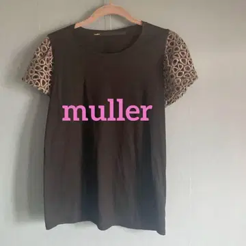 muller 블랙 티셔츠