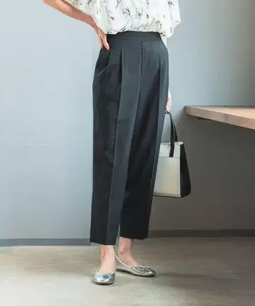 예쁜 실루엣 드라이 테이퍼드 팬츠 M