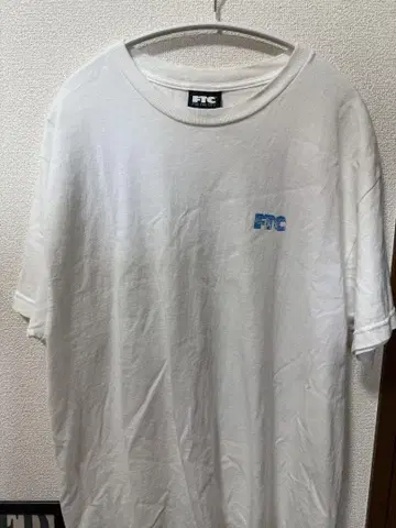 FTC 그래픽 티셔츠 L 사이즈 화이트