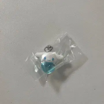 산리오 시나모롤 시나몬 메지루시 액세서리 에모큥