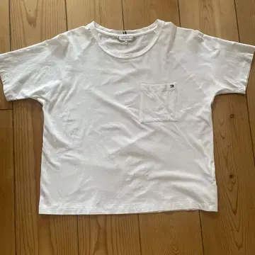 컨디션 최상 TOMMY HILFIGER 화이트 T셔츠 XS