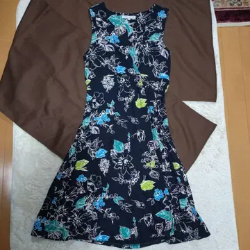 LAURA ASHLEY 슬리브리스 꽃무늬 원피스 UK14 M 사이즈 정도