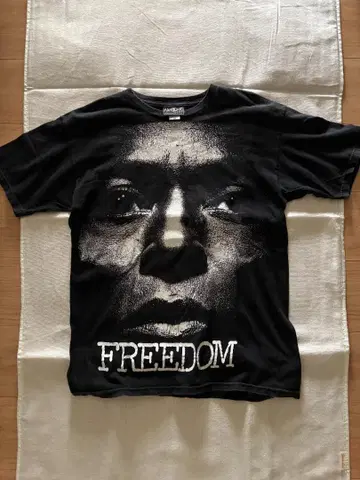 ANARCHY FREEDOM 티셔츠 M 사이즈 블랙