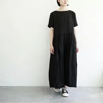 ARMEN 블랙 반팔 롱 원피스