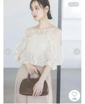 SNIDEL Sustainable 개더 오프숄 블라우스