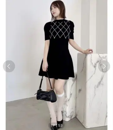 dazzlin 모티프 패턴 반팔 니트 원피스 블랙