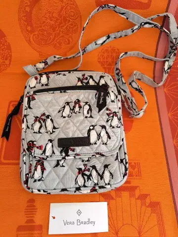 Vera Bradley 펭귄 패턴 숄더백 택 있음