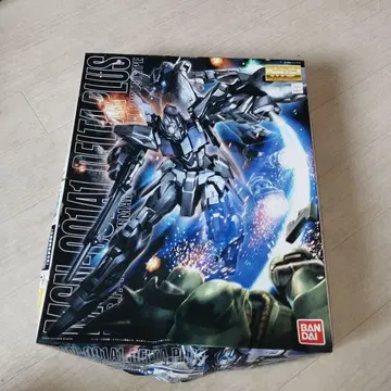 MG 1/100 건담 델타 플러스