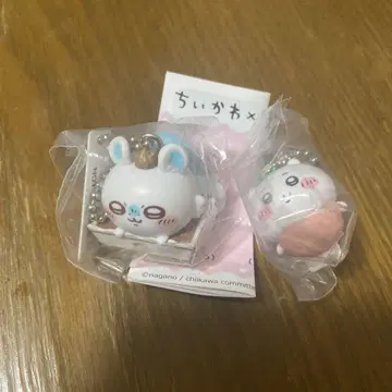 치이카와 모몽가 아크릴 키링 2세트