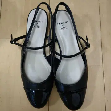 Odette e Odile 블랙 펌프스 24.5cm