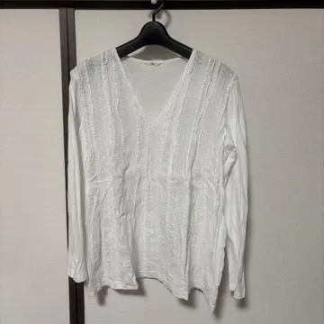 45R V넥 화이트 셔츠