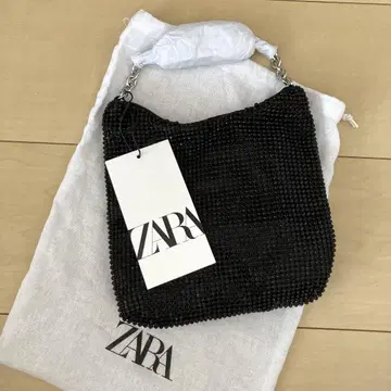 새상품 ZARA 큐빅 크로스 바디 백