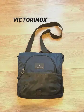 VICTORINOX 빅토리녹스 숄더백 네이비 새상품급