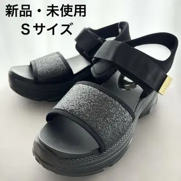 새상품 미사용 NUOVO 볼륨 밑창 샌들 S 사이즈 글리터