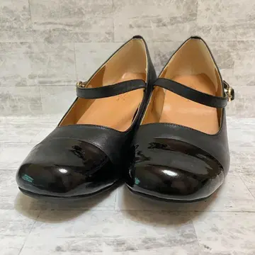 [컨디션 최상] 키다리 아저씨 가죽 에나멜 펌프스 24.5cm 스트랩