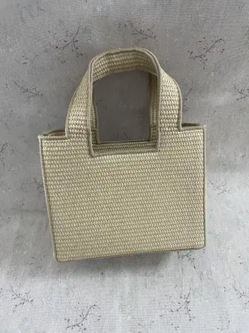 베이지 뜨개 소재 토트백 25cm