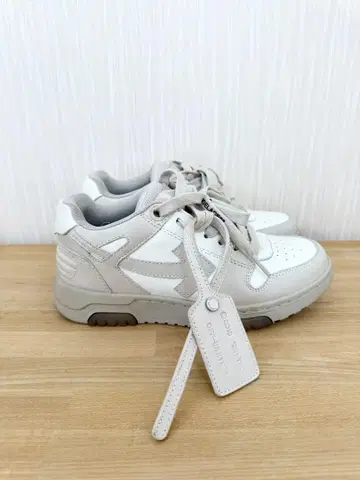 OFF-WHITE 화이트/그레이 스니커즈 35 사이즈