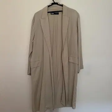 ZARA 베이지 트렌치코트 EU 38