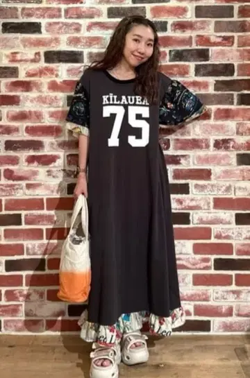 로데오 크라운 도킹 알로하 티어드 원피스