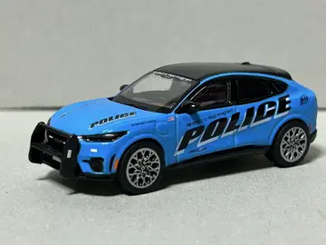 그린라이트 1/64 포드 머스탱 마하-E 폴리스 1/64