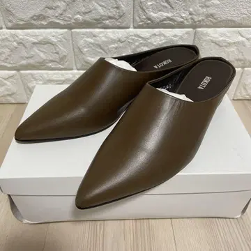 새상품 ROKOTA 로코타 포인티드 토 뮬 24cm 카키 브라운