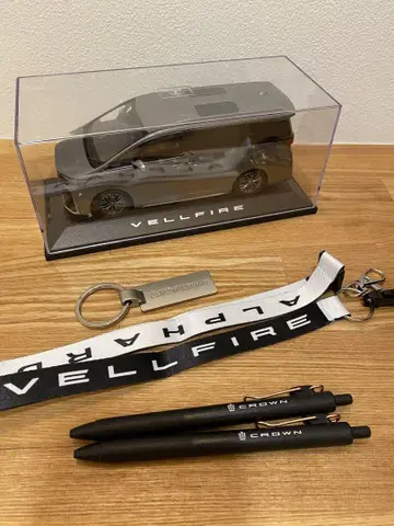 TOYOTA VELLFIRE 모델 자동차 그레이 스트랩 키링 포함
