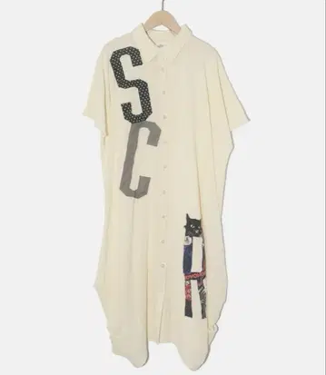 스칼라 152604: SCR 로고 아플리케 셔츠 원피스