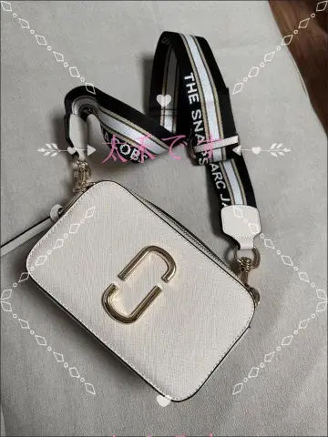 MARC JACOBS 숄더백입니다