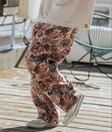 Botanical Gobelin Wide Straight Pants