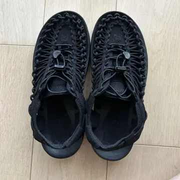 [새상품급] 킨 유니크 블랙 25.0cm