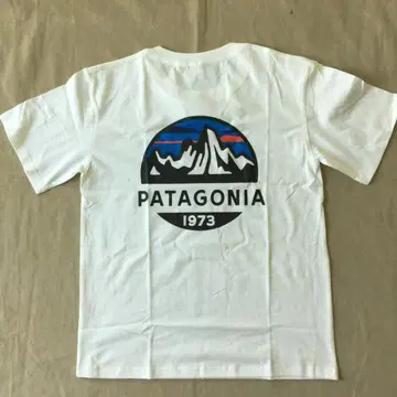 PATAGONIA 티셔츠 1973년 디자인 화이트 파타고니아 티셔츠