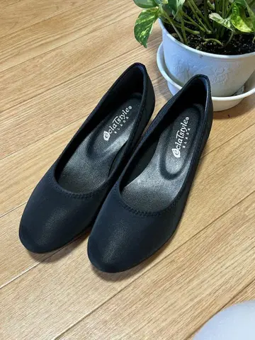 eclaTStyIe 포멀 블랙 플랫슈즈 23.5