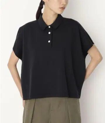새상품급 HUMAN WOMAN 카라 박스 실루엣 니트 풀오버