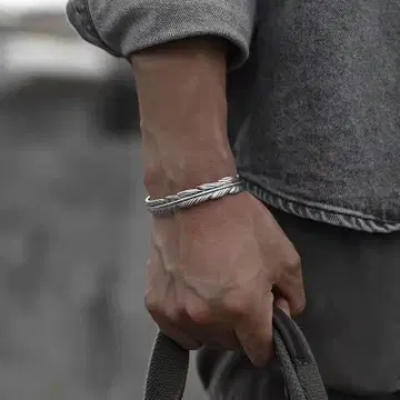 새상품 silver925 페더 뱅글 실버925 팔찌