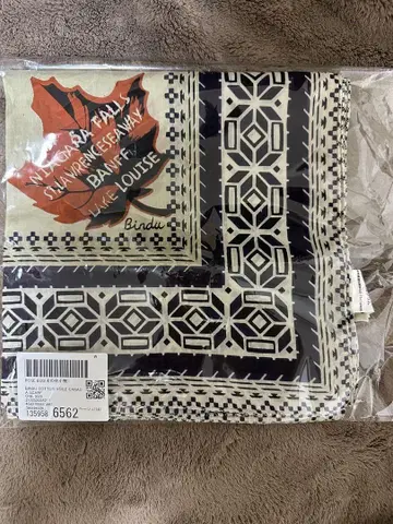 ROSEBUD(BINDU)COTTON VOILE CANADA SCARF