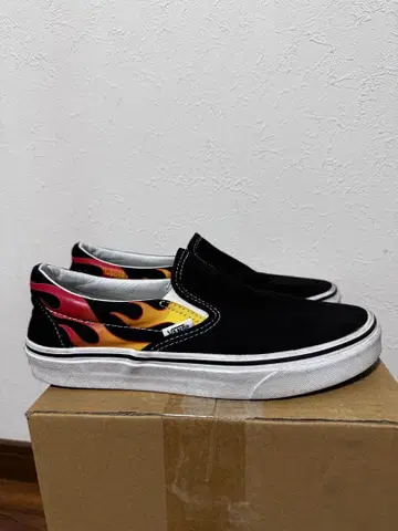 VANS 슬립온 파이어 패턴 프레임 24.5cm